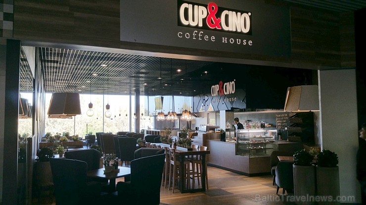 Kafejnīca «Cup&Cino» lielveikalā «Sky&More» ir izcila vieta biznesam vai romantikai 186616