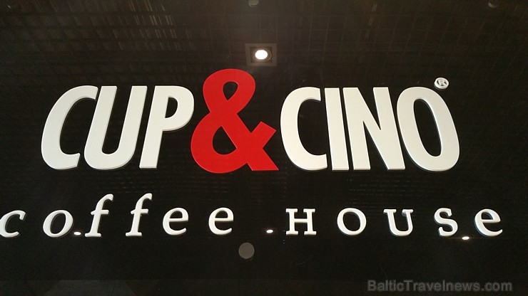 Kafejnīca «Cup&Cino» lielveikalā «Sky&More» ir izcila vieta biznesam vai romantikai 186634