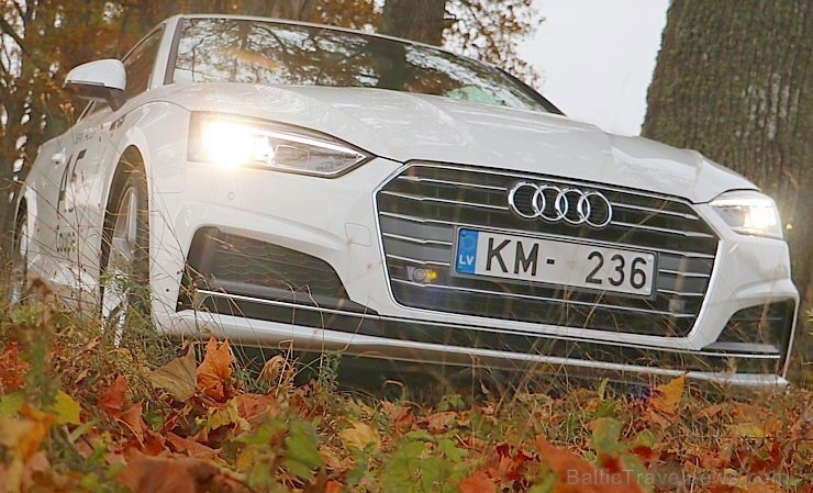 Travelnews.lv redakcija apceļo rudenīgo Vidzemi un Dikļu pils ar jauno Audi A5 Coupe 186663