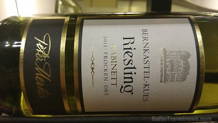 Daudziem rīdziniekiem vīna telpa jeb restorāns «Tinto» asociējas ar labu vīnu un gardām pusdienām Daudziem rīdziniekiem vīna telpa jeb restorāns «Tinto» asociējas ar labu vīnu un gardām pusdienām 187456
