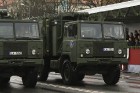 Ar militāru parādi Latvijas un sabiedroto bruņotie spēki godina Latvijas valsts izveidošanu 65
