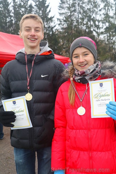 Latvijas dzimšanas dienu Rembate atzīmē ar 3 un 10 km skrējienu 
Foto atbalsts: Pulsometrs.lv 188142