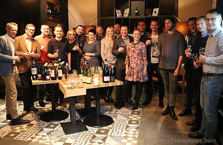 Rīgā 17.11.2016 ir oficiāli atvēries jauns restorāns ar vīna kompetenci, akvāriju un labu ēdienu - «Moltto» 188155
