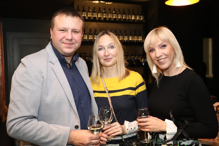 Rīgā 17.11.2016 ir oficiāli atvēries jauns restorāns ar vīna kompetenci, akvāriju un labu ēdienu - «Moltto» 188176