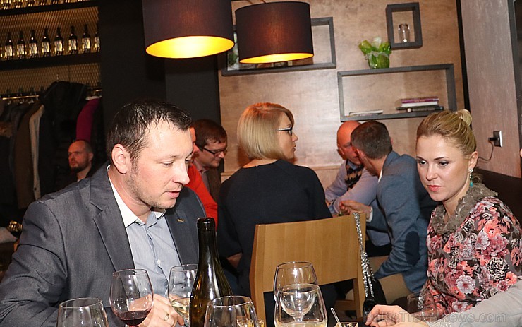 Rīgā 17.11.2016 ir oficiāli atvēries jauns restorāns ar vīna kompetenci, akvāriju un labu ēdienu - «Moltto» 188185