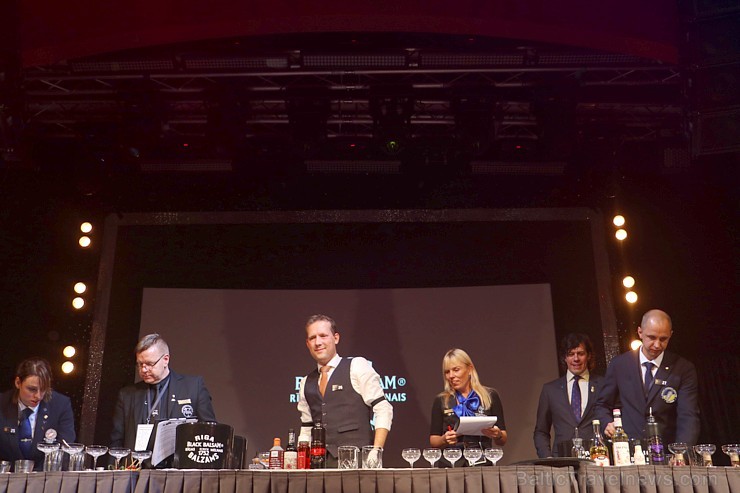 Starptautiskais bārmeņu konkurss «Riga Black Balsam Global Cocktail Challenge 2016» 24.11.2016 pulcē gandrīz 50 dalībniekus no 19 valstīm 188571