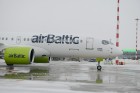 Rīga. Šodien, 2016.gada 30.novembrī Latvijas lidsabiedrība airBaltic Rīgā sagaidīja pasaulē pirmo Bombardier CS300 lidmašīnu. 16