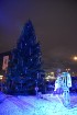 Ar Ginesa pasaules rekordu Rīgā krāšņi iededz Ziemassvētku egli 2