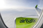 AirBaltic veic pirmo demo lidojumu virs Latvijas ar jauno Bombardier CS300 lidmašīnu 1