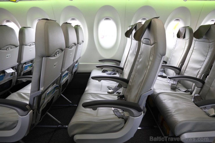 Jaunie airBaltic CS300 ir klāt - aplūko tos no pasažiera perspektīvas 189849