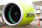 Jaunie airBaltic CS300 ir klāt - aplūko tos no pasažiera perspektīvas 30