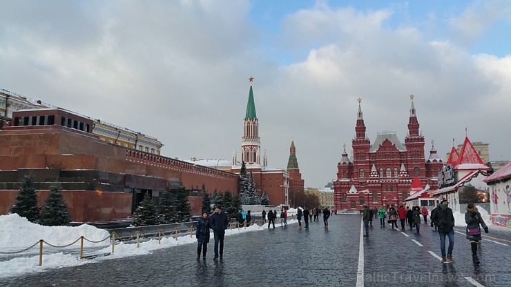 Travelnews.lv apskata Ziemassvētku tirdziņu Sarkanajā laukumā Maskavā. Atbalsta: Baltic Travel Group un Aeroflot Travelnews.lv apskata Ziemassvētku tirdziņu Sarkanajā laukumā Maskavā. Atbalsta: Baltic Travel Group un Aeroflot 189913