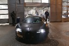 Vairāk nekā vienu miljonu vērtais «Bugatti Veyron» nespēj iziet tehnisko apskati Rīgā, jo šīm vairāk nekā 1000 zirgspēku jaudīgajam modelim no ražotāj 18