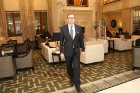 Tūrisma firmas «Baltic Travel Group» vadītājs izbauda «Four Seasons Hotel Moscow» lrestorāna un bāra piedāvājumu 36