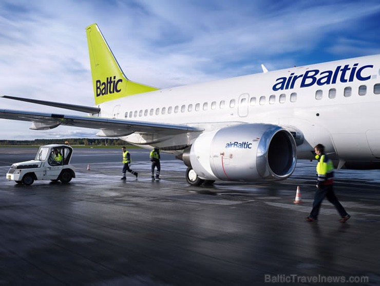 Rīgā ierodās «airBaltic» pasažiere, uzstādot jaunu rekordu - 5390000 apkalpotu klientu 190732