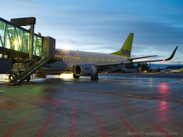 Rīgā ierodās «airBaltic» pasažiere, uzstādot jaunu rekordu - 5390000 apkalpotu klientu 190733