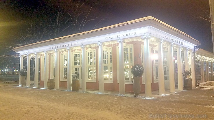 Rīga nakts gaismas pievilina pilsētas viesus un izklaidē rīdziniekus 190956