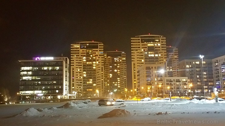 Rīga nakts gaismas pievilina pilsētas viesus un izklaidē rīdziniekus 190970