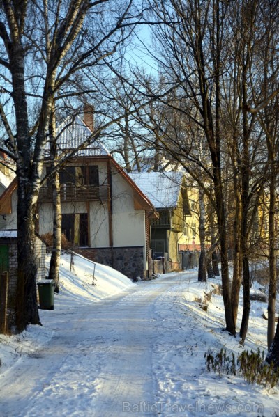 Valmiera ar Gauju līkumotu - pilsētas iedzīvotājus priecē skaisti un sniegoti skati 191084