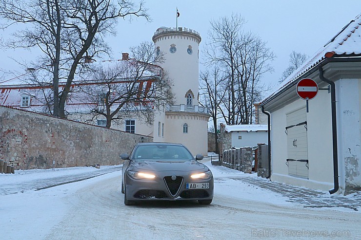 Travelnews.lv redakcija 3 dienas apceļo Vidzemi ar jauno Alfa Romeo Giulia 2.2 180 MJet AT Super 191124
