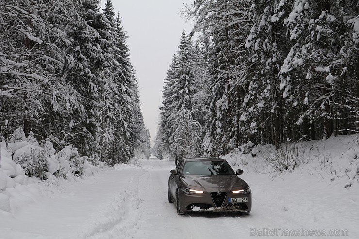 Travelnews.lv redakcija 3 dienas apceļo Vidzemi ar jauno Alfa Romeo Giulia 2.2 180 MJet AT Super Travelnews.lv redakcija 3 dienas apceļo Vidzemi ar jauno Alfa Romeo Giulia 2.2 180 MJet AT Super 191129