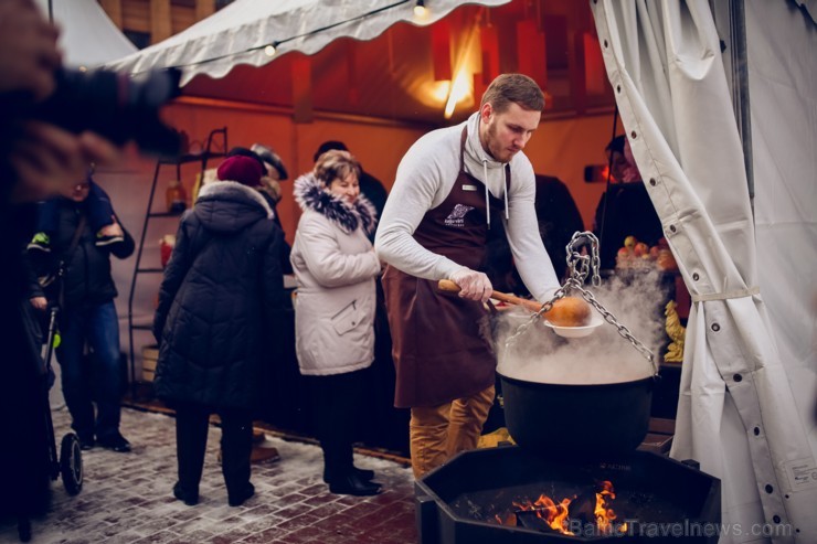 Pirmo reizi Rīgā norisinās īpašs gastronomisks pasākums – Rīgas ielu ēdiena festivāls «Stāsts: Ziema» Pirmo reizi Rīgā norisinās īpašs gastronomisks pasākums – Rīgas ielu ēdiena festivāls «Stāsts: Ziema» 191319