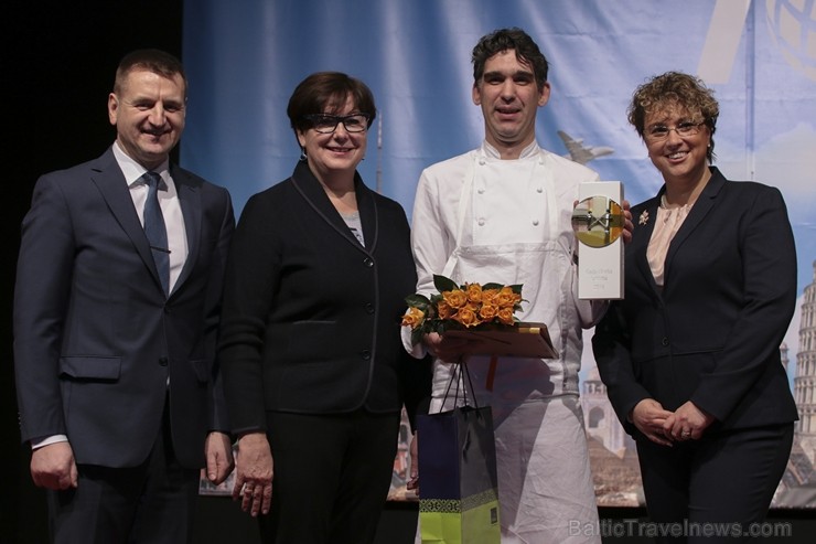 Oficiālā balvas GADA CILVĒKS TŪRISMĀ 2016 pasniegšanas ceremonija norisinājās 03.02.2017 tūrisma izstādes Oficiālā balvas GADA CILVĒKS TŪRISMĀ 2016 pasniegšanas ceremonija norisinājās 03.02.2017 tūrisma izstādes