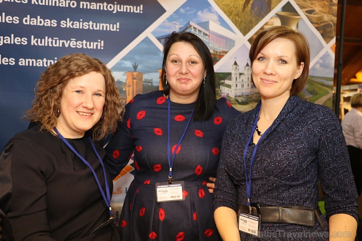 «Balttour 2017»: Pateicoties viņiem, Latvijas ceļotājiem ir kur atpūsties, pārnakšņot un apceļot pasauli «Balttour 2017»: Pateicoties viņiem, Latvijas ceļotājiem ir kur atpūsties, pārnakšņot un apceļot pasauli 191999