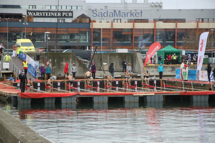 Travelnews.lv redakcija apmeklē Pirita Open Winter Swimming Festival 2017 Igaunijā 193794