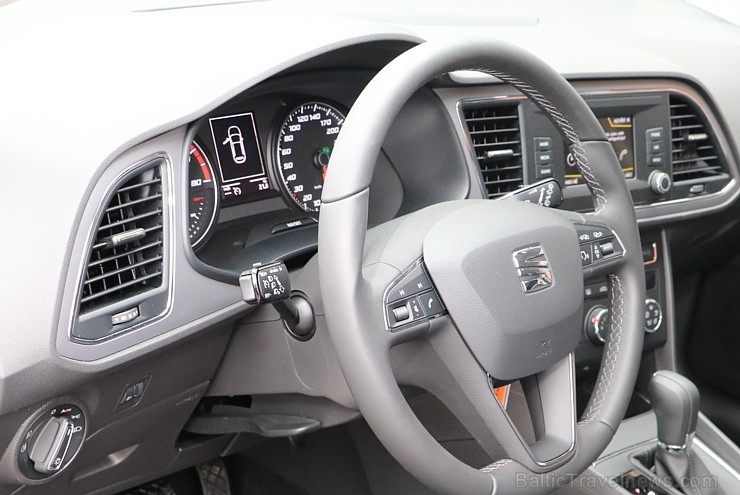 Auto noma «Sixt» turpina izaugsmi Latvijā un Baltijā ar jaunām SEAT zīmola automašīnām 194650