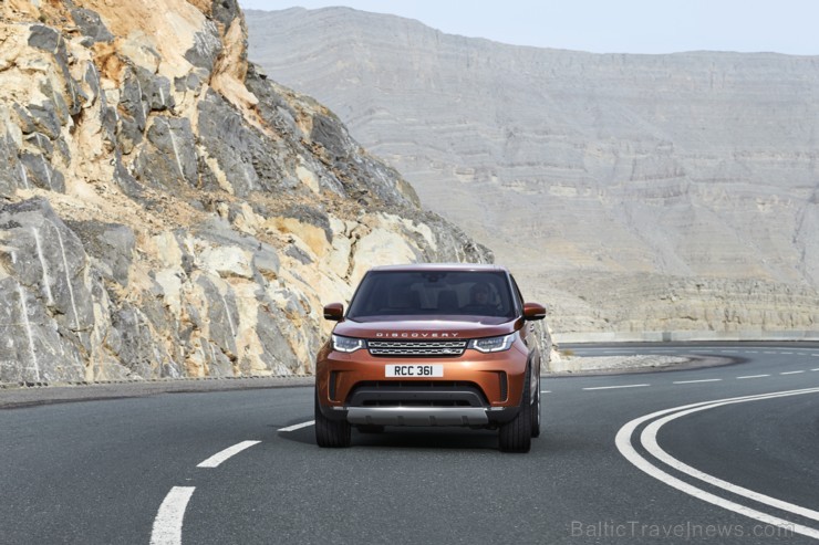 Jaunais Land Rover Discovery pieejams arī Latvijā 194734