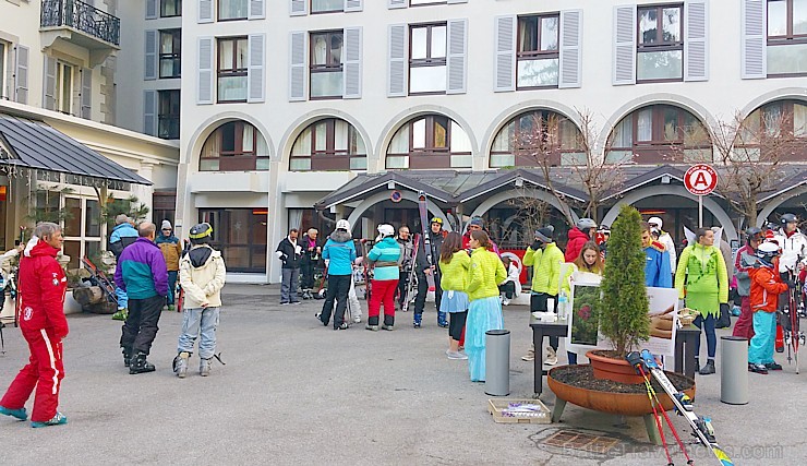 Travelnews.lv redakcija kopā ar «Latvia Tours» izbauda kalnu slēpošanu Alpu kalnos. Atbalsta: Club Med Travelnews.lv redakcija kopā ar «Latvia Tours» izbauda kalnu slēpošanu Alpu kalnos. Atbalsta: Club Med 195105