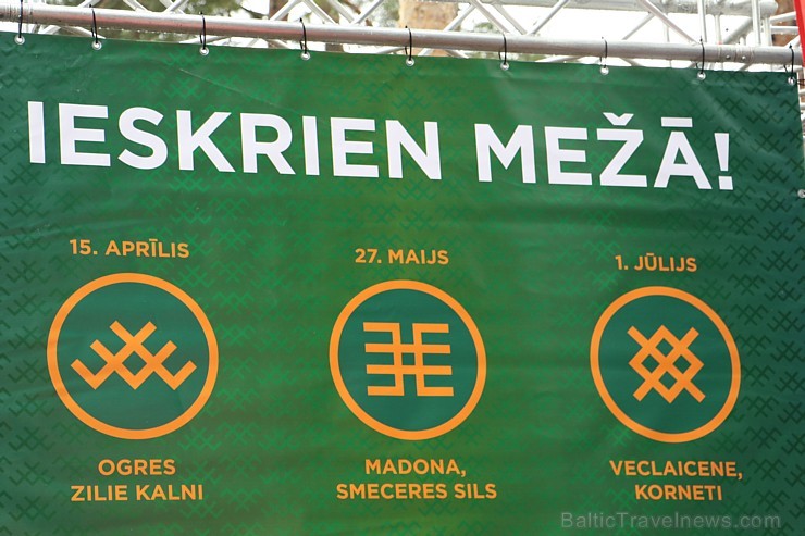 Ogres Zilo kalnu trases sniegā un lietū 15.04.2017 izskrien «Stirnubuks» susuri, vāveres, zaķi, stirnubuki un lūši Ogres Zilo kalnu trases sniegā un lietū 15.04.2017 izskrien «Stirnubuks» susuri, vāveres, zaķi, stirnubuki un lūši 195351
