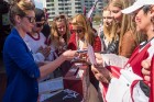 Hokeja fanu mājā Ķīpsalā aktīvi tiek atbalstīta Latvijas hokeja izlase 9