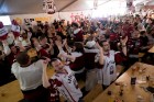 Hokeja fanu mājā Ķīpsalā aktīvi tiek atbalstīta Latvijas hokeja izlase 44