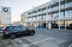Rīgā 11.05.2017 svinīgā atmosfērā durvis ir vēris Baltijā lielākais BMW auto centrs 3