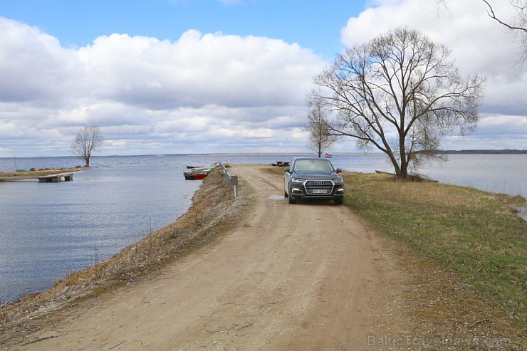 Travelnews.lv redakcija ar jauno un jaudīgo «Audi Q7 e-tron» apceļo Vidzemi 197224