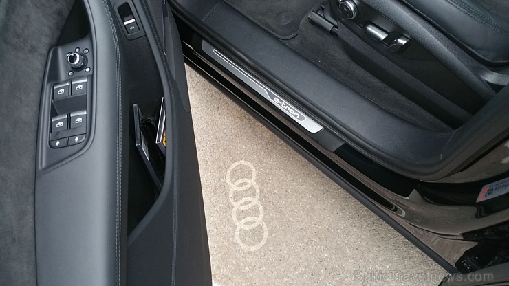 Travelnews.lv redakcija ar jauno un jaudīgo «Audi Q7 e-tron» apceļo Vidzemi 197271