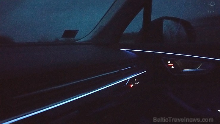 Travelnews.lv redakcija ar jauno un jaudīgo «Audi Q7 e-tron» apceļo Vidzemi 197273