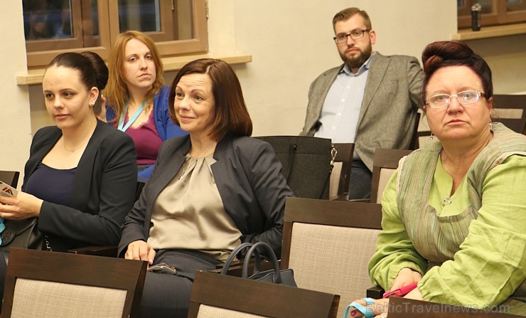 Latgolys symtgadis kongresa rezolūcija, kas tika pieņemta 6.05.2017 Rēzeknē, aicina stiprināt un attīstīt latgalisko kultūrvidi Latgalē Latgolys symtgadis kongresa rezolūcija, kas tika pieņemta 6.05.2017 Rēzeknē, aicina stiprināt un attīstīt latgalisko kultūrvidi Latgalē 197415