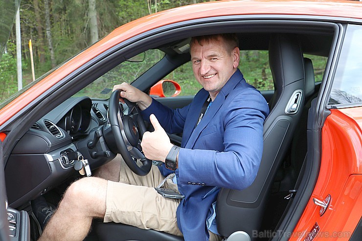 Travelnews.lv redakcija izbrauc «Porsche Road Tour» ar 8 spēkratiem un izbauda Vidzemes pavasari Travelnews.lv redakcija izbrauc «Porsche Road Tour» ar 8 spēkratiem un izbauda Vidzemes pavasari 197668