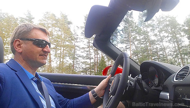 Travelnews.lv redakcija izbrauc «Porsche Road Tour» ar 8 spēkratiem un izbauda Vidzemes pavasari Travelnews.lv redakcija izbrauc «Porsche Road Tour» ar 8 spēkratiem un izbauda Vidzemes pavasari 197723