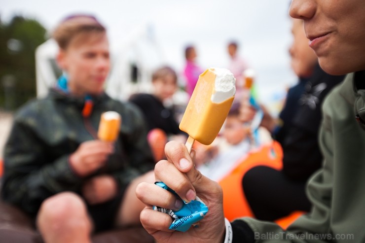 Pirmā Saldējuma festivāla laikā Jūrmalā apēsti 23 tūkstoši saldējumu 198690