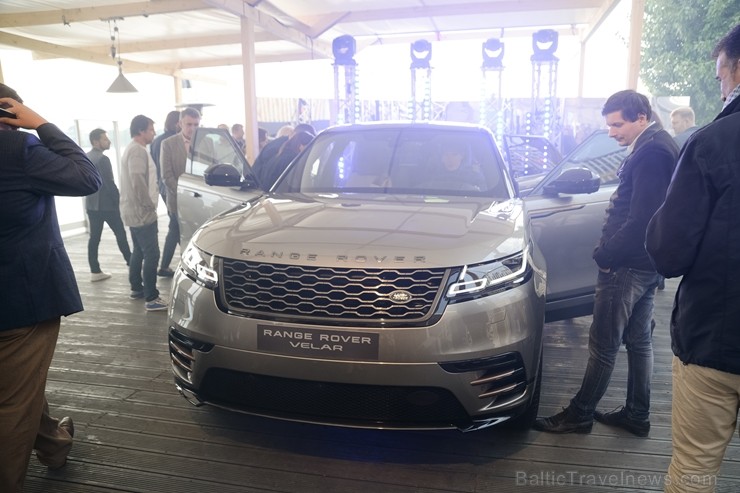 Rīgā prezentēts jaunais «Range Rover Velar» 199637