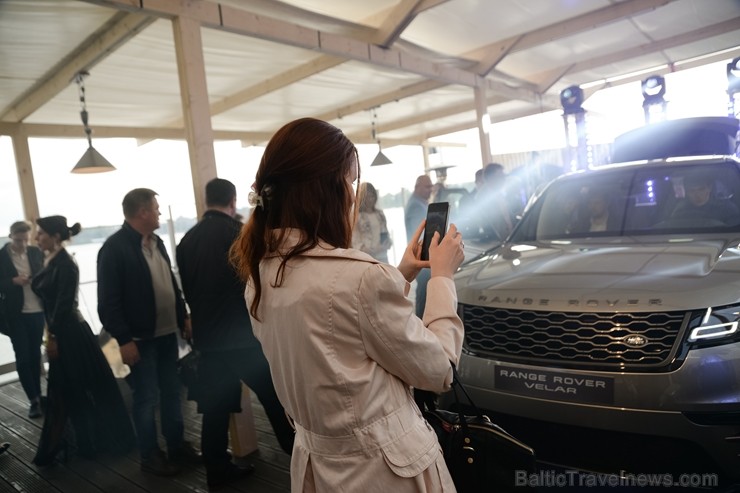 Rīgā prezentēts jaunais «Range Rover Velar» 199638