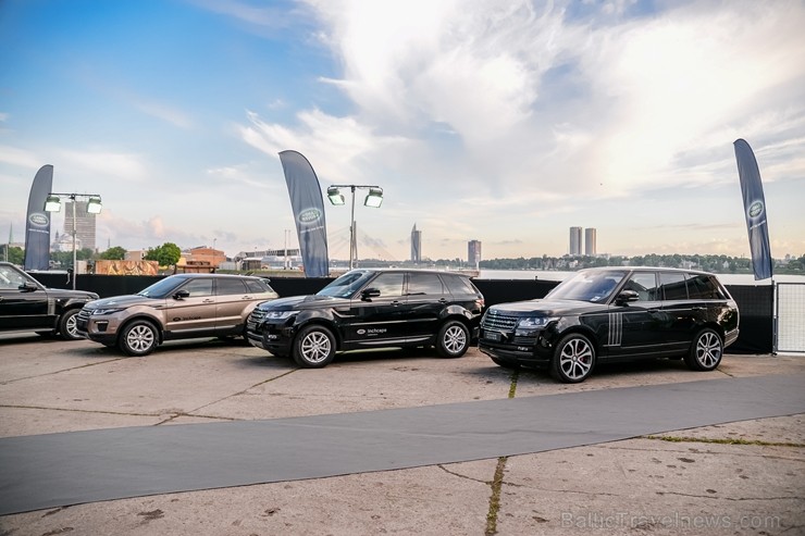Rīgā prezentēts jaunais «Range Rover Velar» 199656