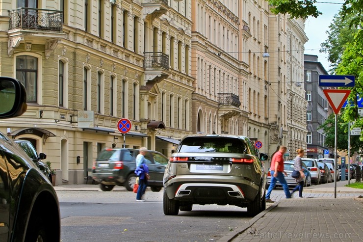 Jaunais Range Rover Velar «atrādījies» Rīgas ielās 199989