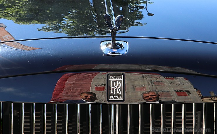 Travelnews.lv redakcija apceļo Vidzemi ar jauno «Rolls-Royce Ghost Black Badge» 200065