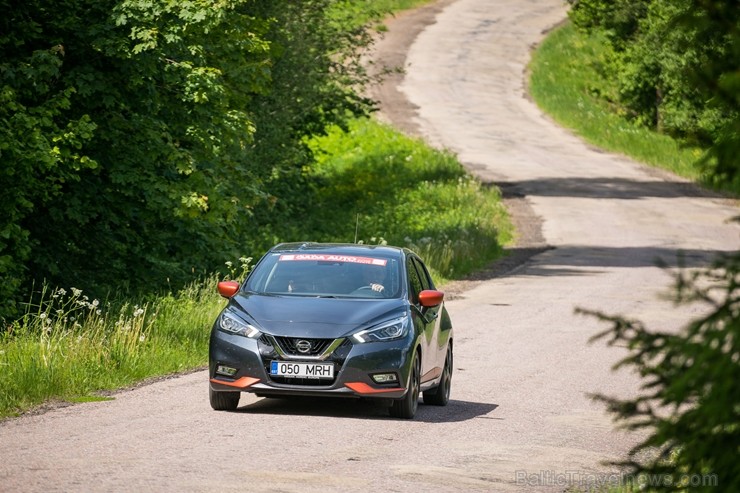 Konkursā «Latvijas Gada auto 2018» noritējis pirmais testa brauciens