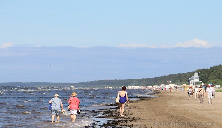 Jūrmala piesaka garšīgu pludmales sezonu no «36Line» līdz «Orizzonte»